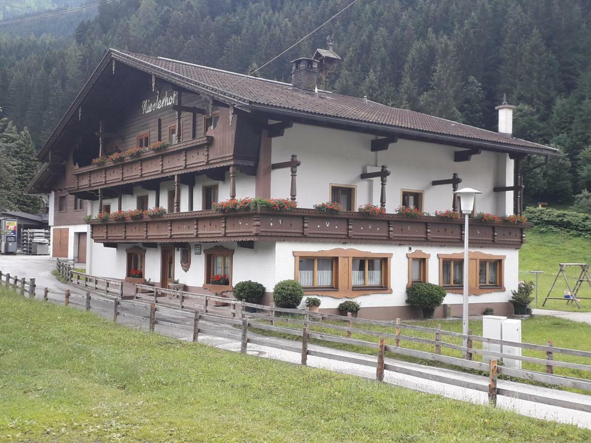Villa Nieslerhof Mayrhofen Exterior foto